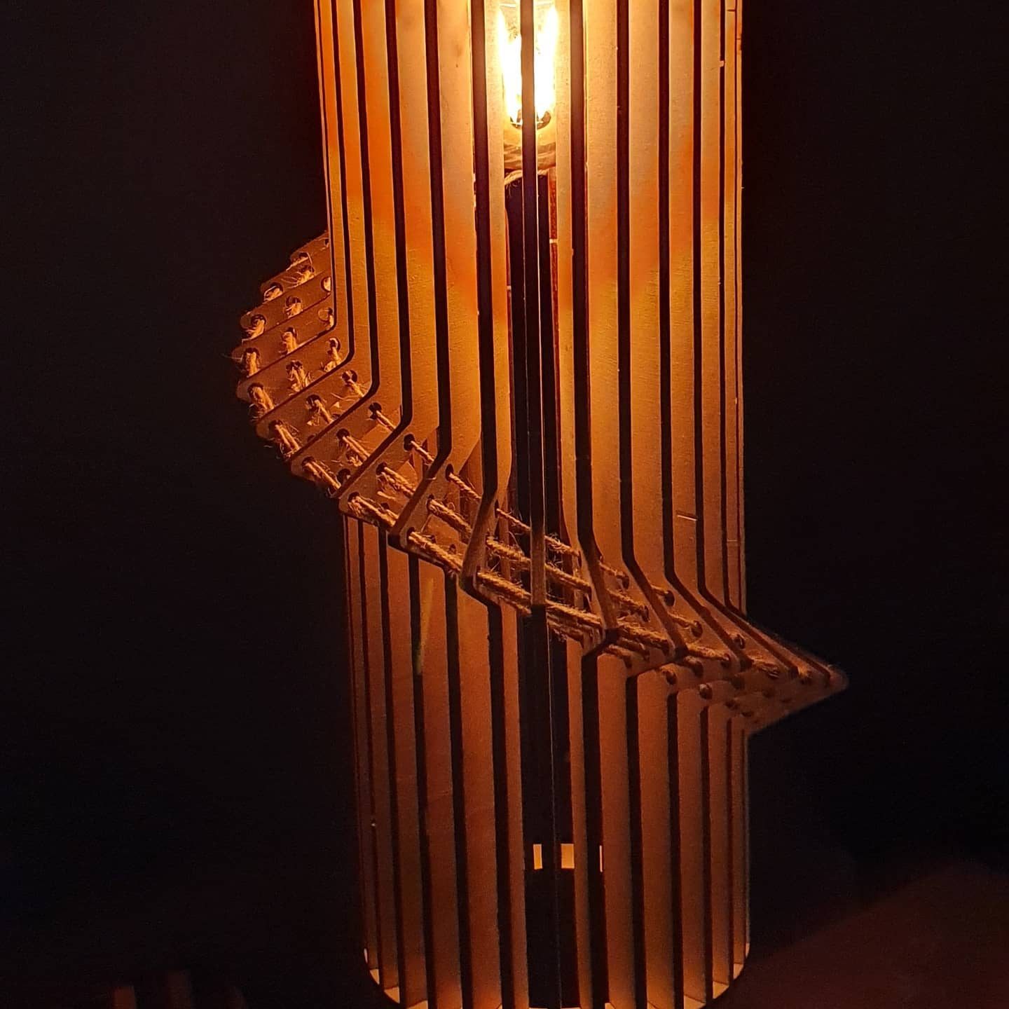Rope Twist lamp